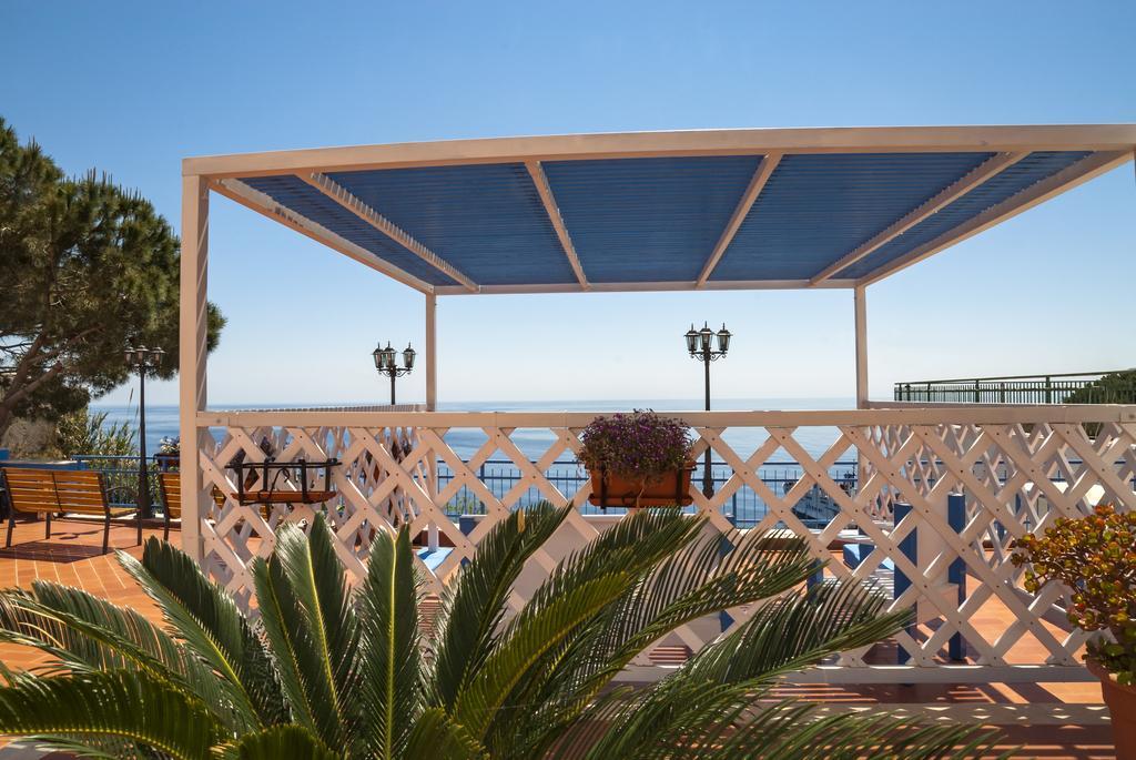 Aparthotel Sogni Nel Blu Isola di Ustica Exterior foto