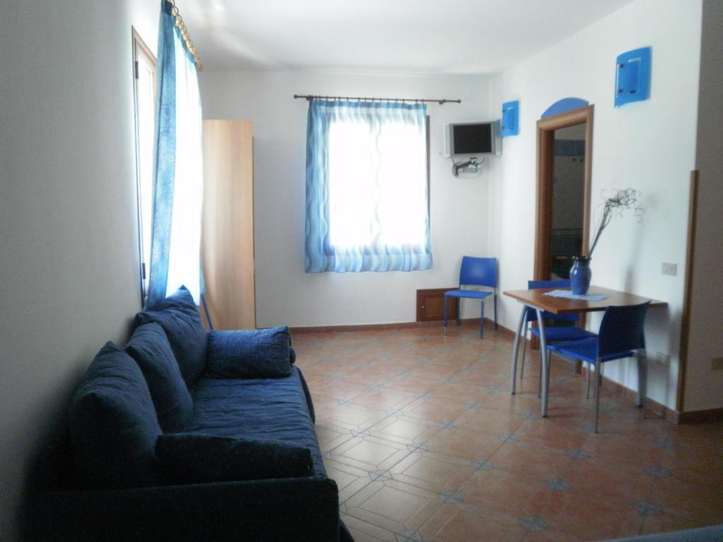 Aparthotel Sogni Nel Blu Isola di Ustica Habitación foto