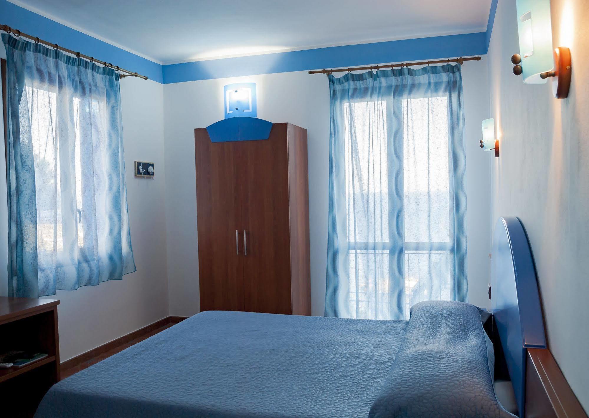 Aparthotel Sogni Nel Blu Isola di Ustica Exterior foto