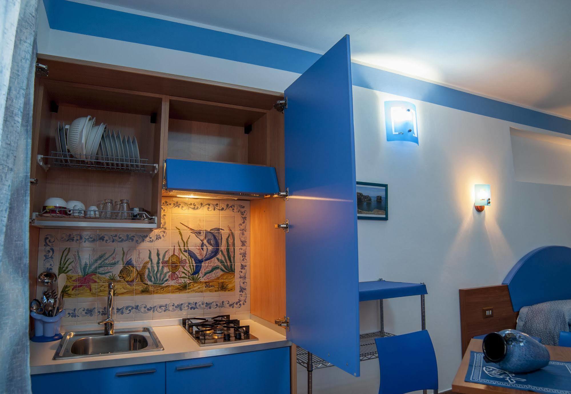 Aparthotel Sogni Nel Blu Isola di Ustica Exterior foto