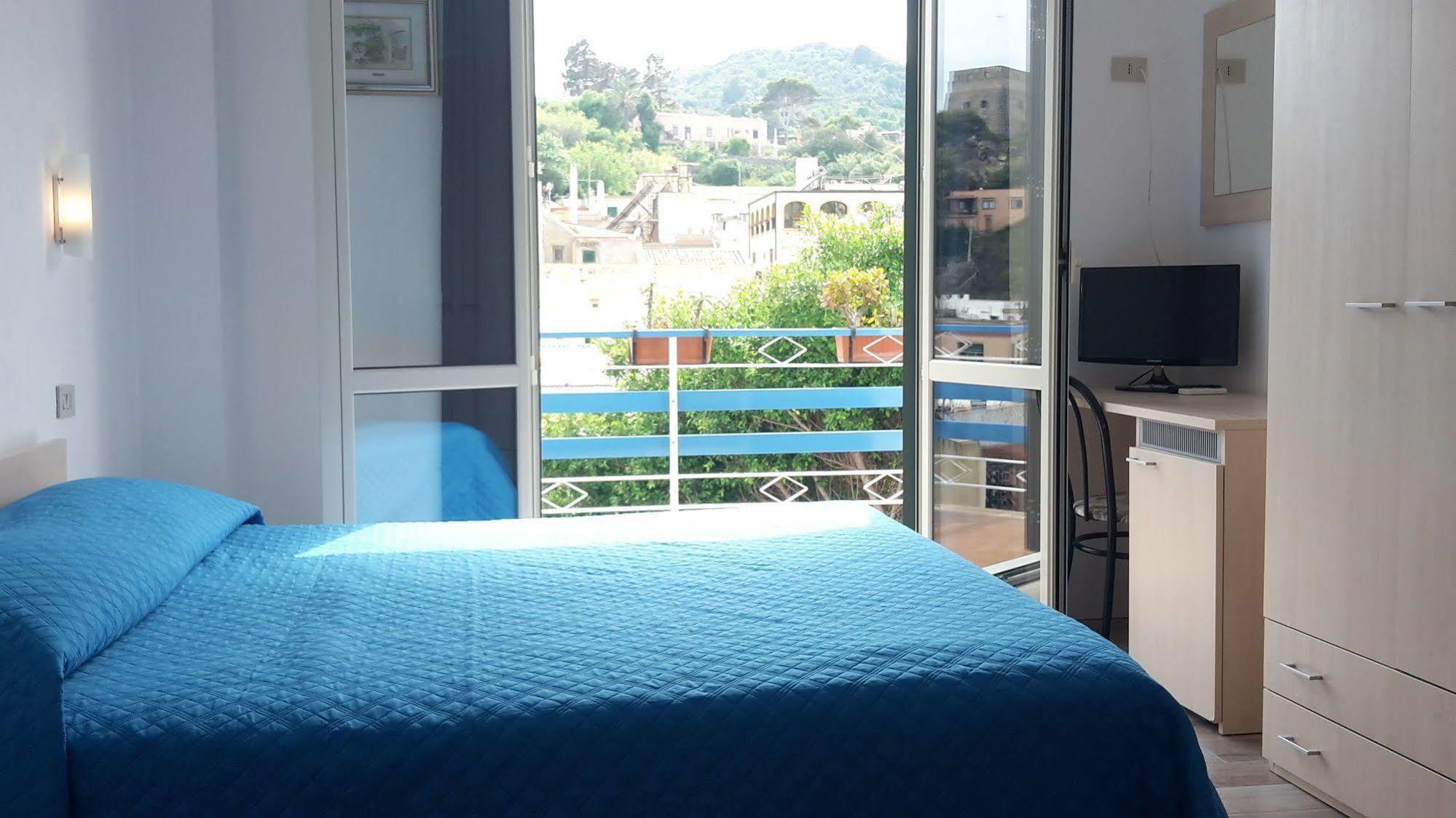 Aparthotel Sogni Nel Blu Isola di Ustica Exterior foto